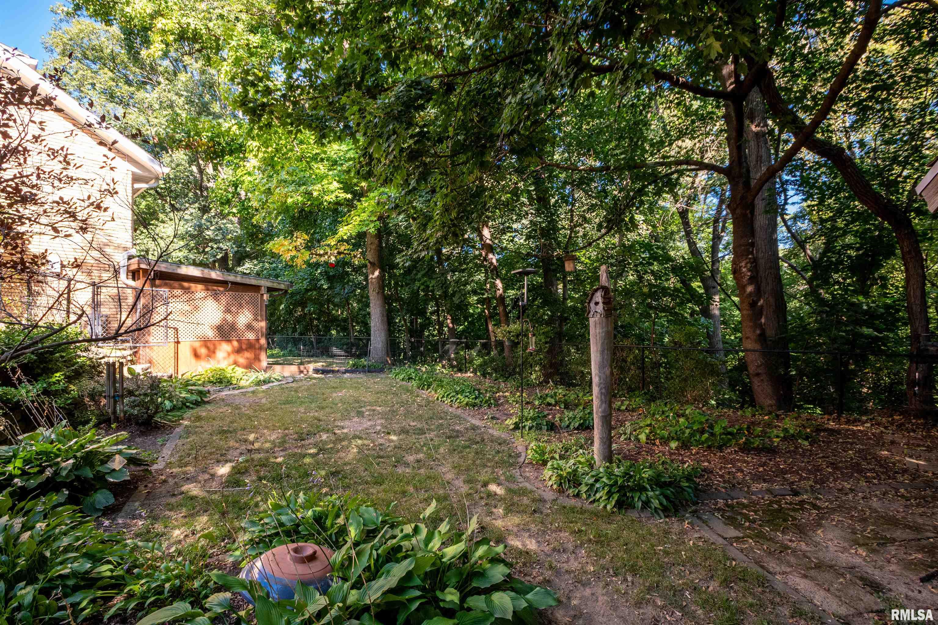 1815 South Timber Court Peoria, IL 61607 - Photo 61 of 65