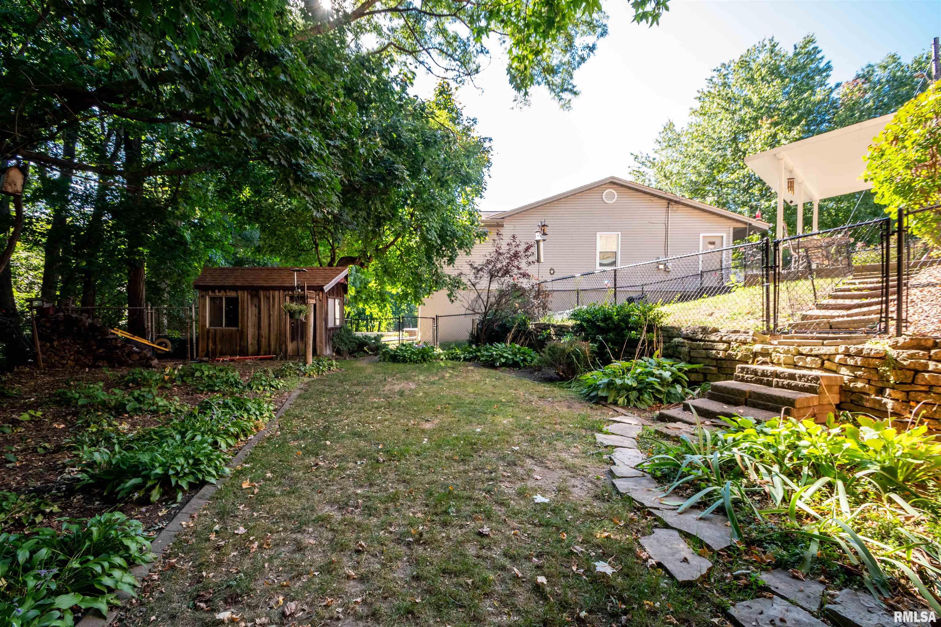 1815 South Timber Court Peoria, IL 61607 - Photo 63 of 65