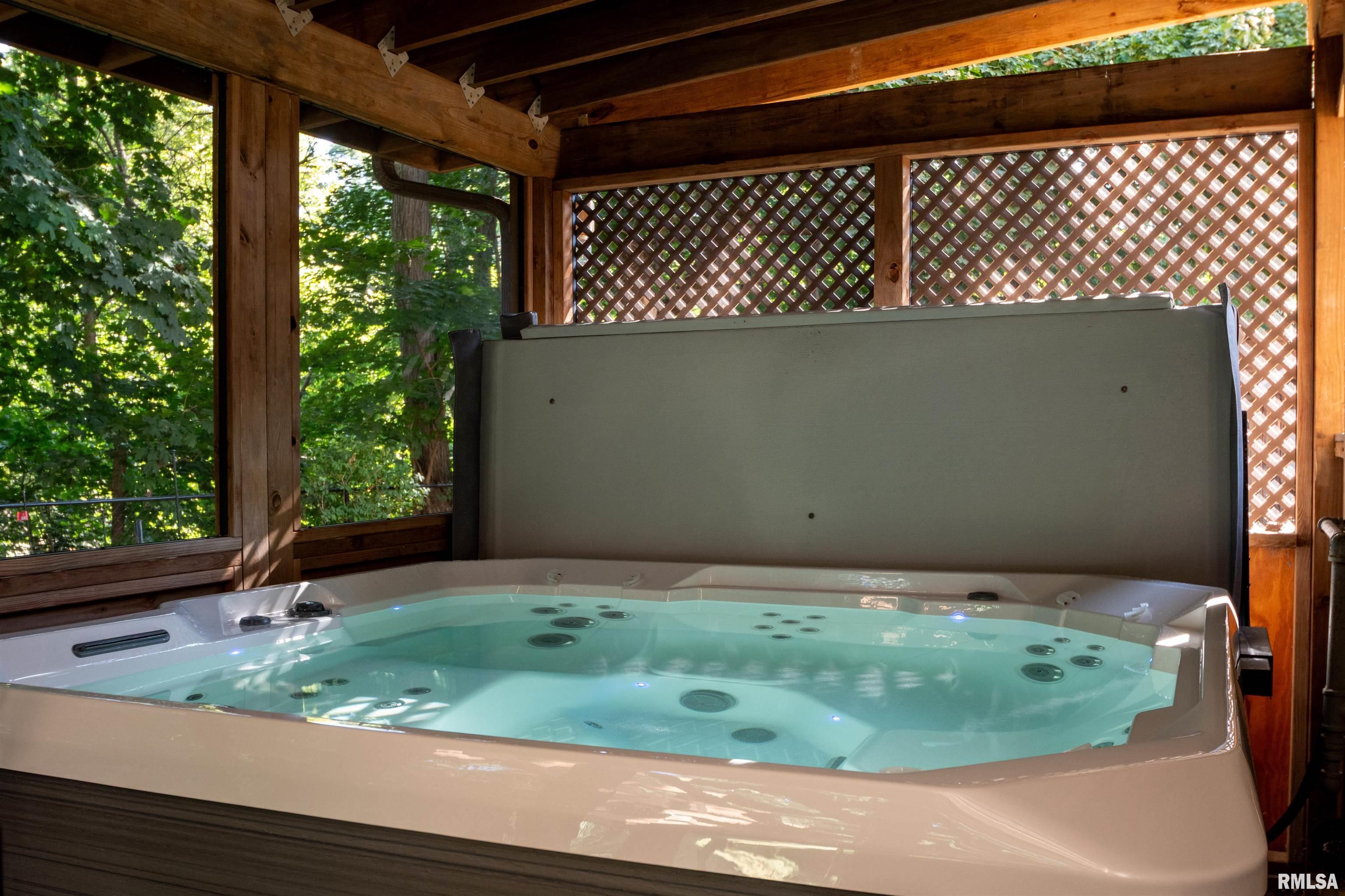 1815 South Timber Court Peoria, IL 61607 - Photo 64 of 65