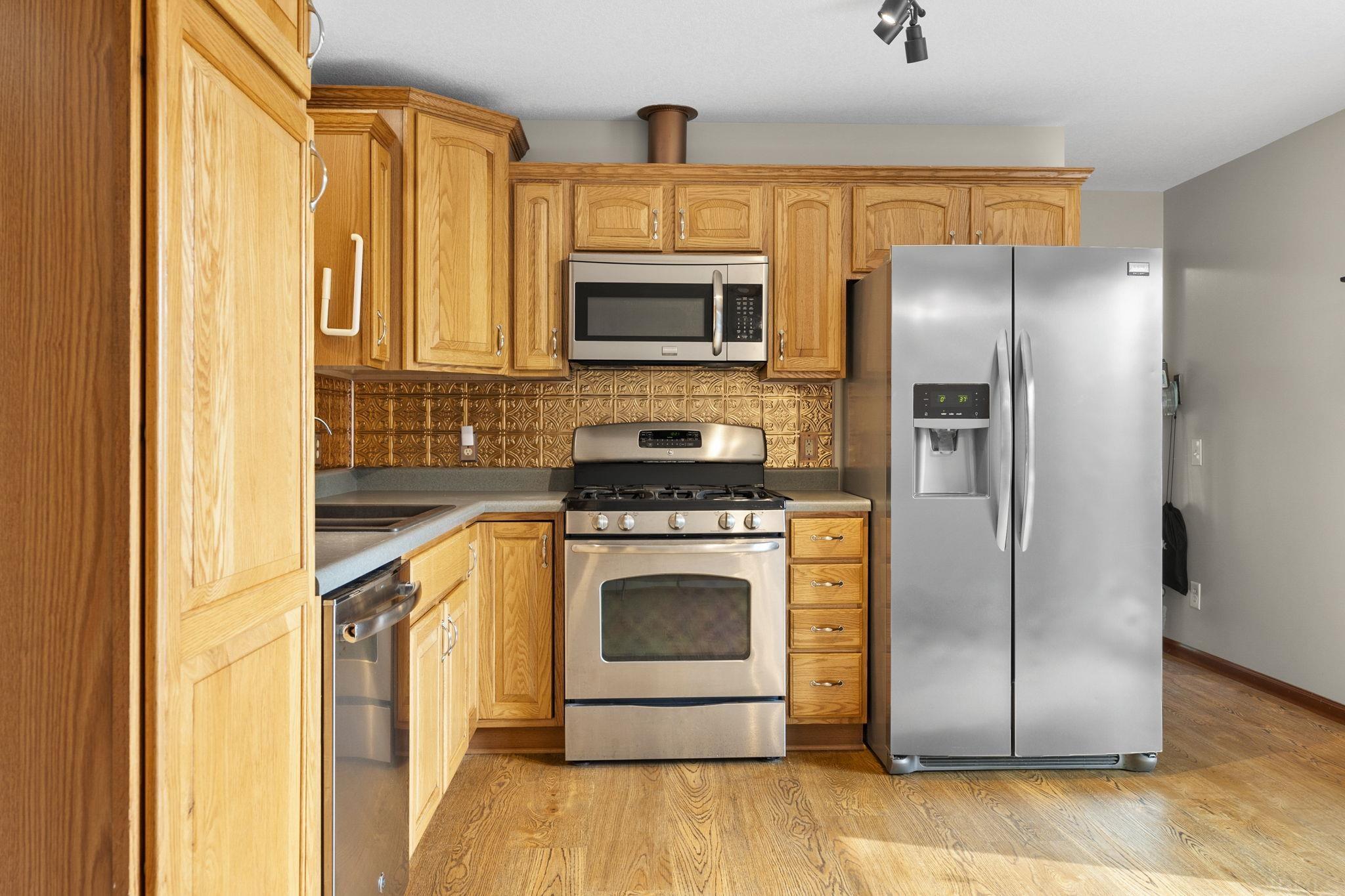 4234 North Webster Road Woodburn, IN 46797 - Photo 9 of 33 Gallery Image 9