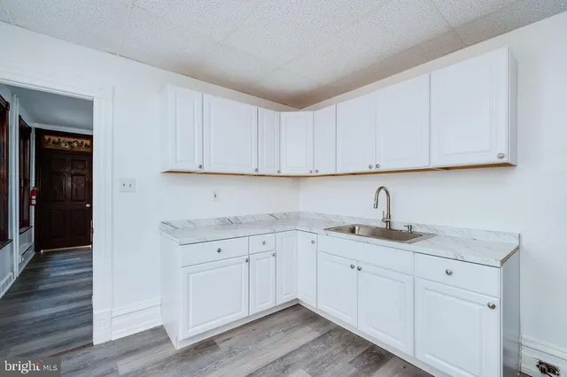 $1,250 | 1032 North 5th Street, Reading, PA 19601