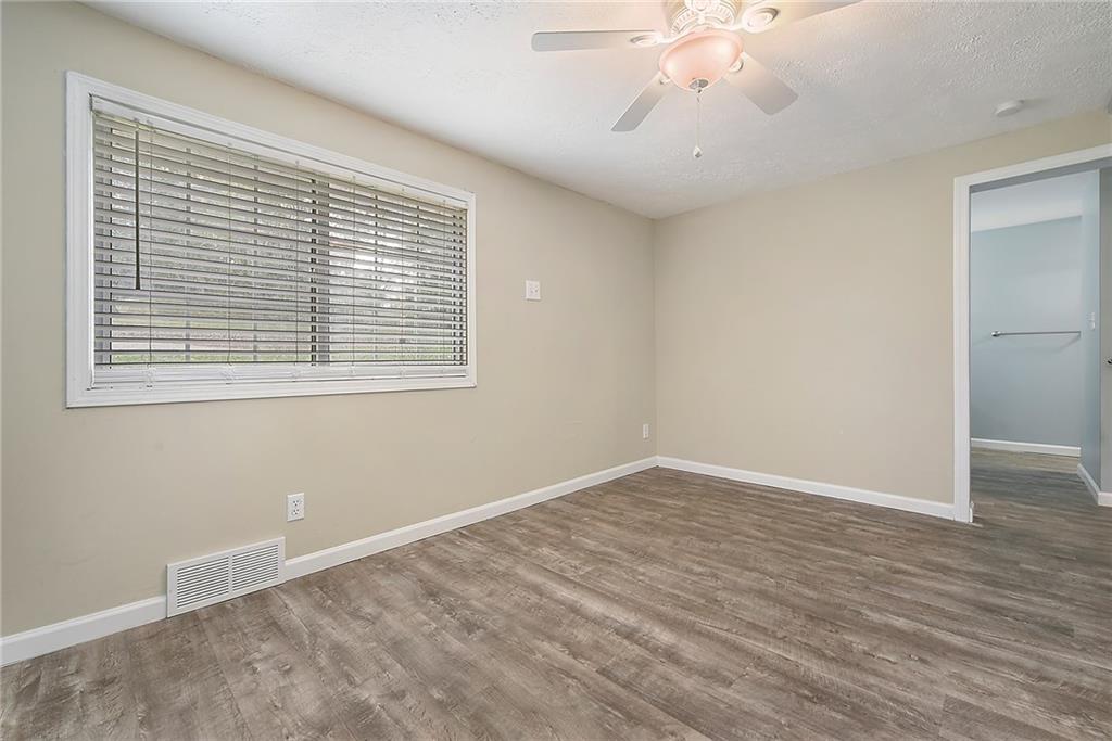 1382 Gringo Clinton Road Aliquippa, PA 15001 - Photo 11 of 25 Gallery Image 11