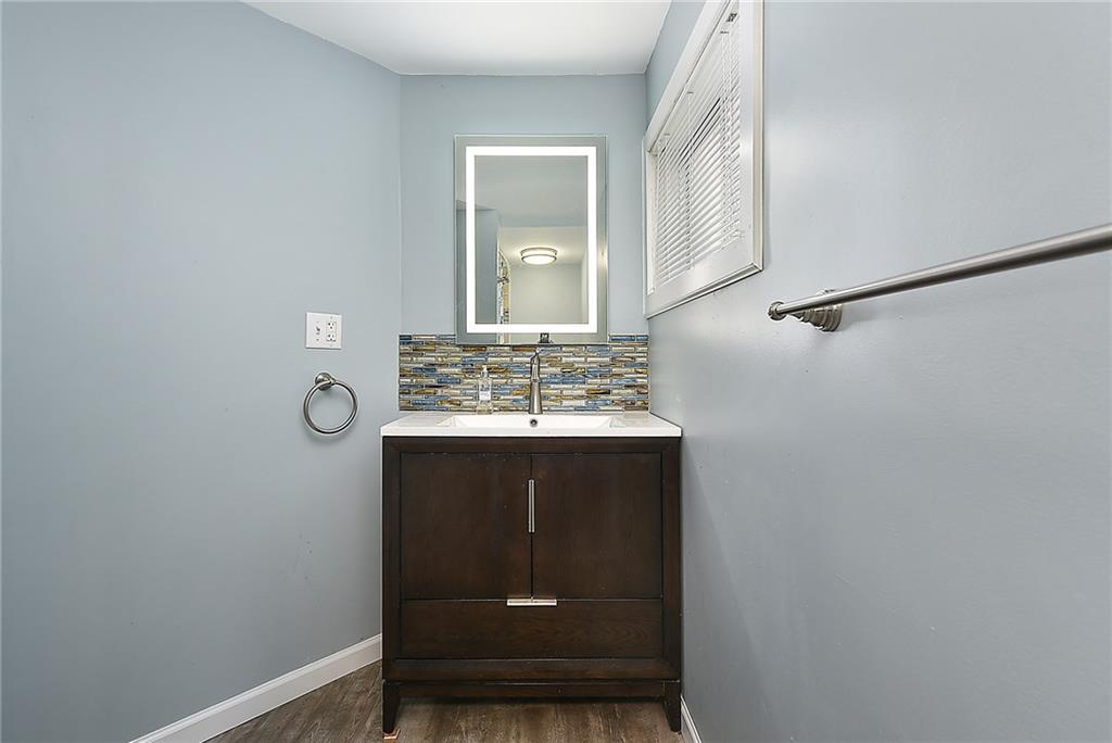 1382 Gringo Clinton Road Aliquippa, PA 15001 - Photo 12 of 25 Gallery Image 12