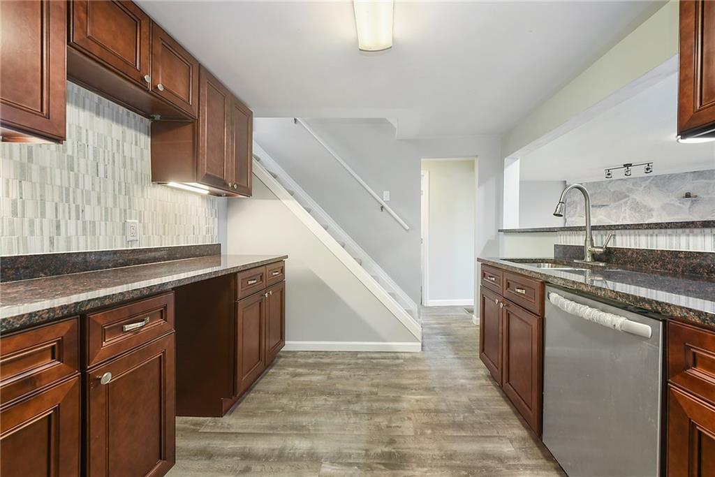 1382 Gringo Clinton Road Aliquippa, PA 15001 - Photo 7 of 25 Gallery Image 7