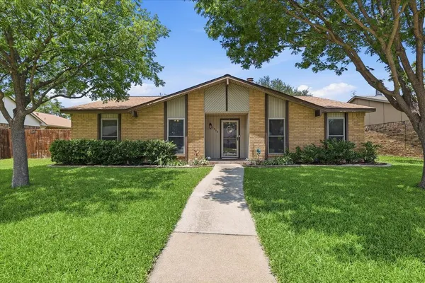 $360,000 | 5408 Sagers Boulevard, The Colony, TX 75056