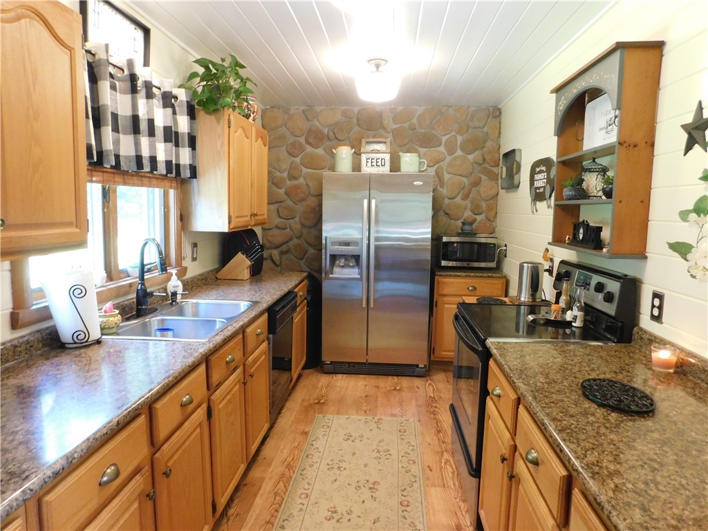 6804 Mead Hill Road Springwater, NY 14572 - Photo 7 of 29