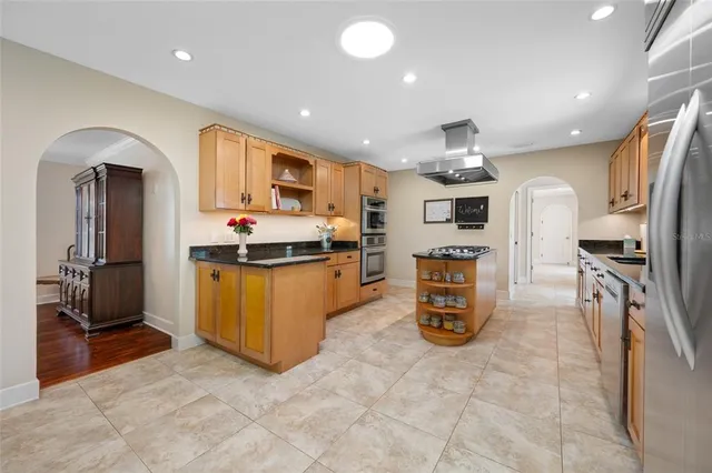 $625,000 | 1813 Riverhills Drive, Temple Terrace, FL 33617