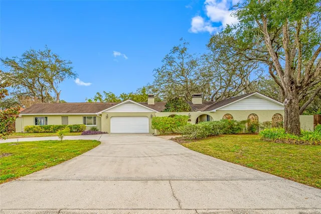 $625,000 | 1813 Riverhills Drive, Temple Terrace, FL 33617