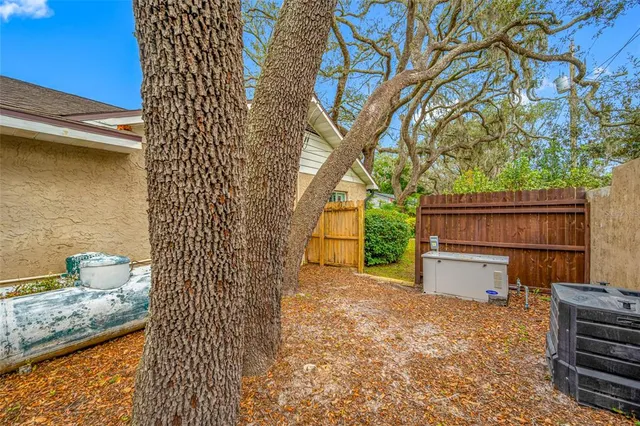 $625,000 | 1813 Riverhills Drive, Temple Terrace, FL 33617