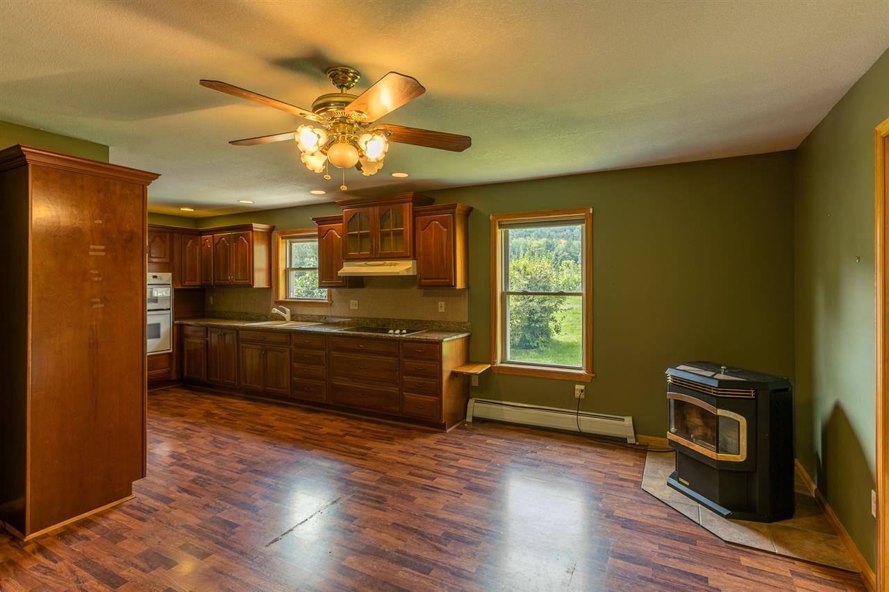 959 Allen Hill Road Pomfret, VT 05068 - Photo 7 of 32