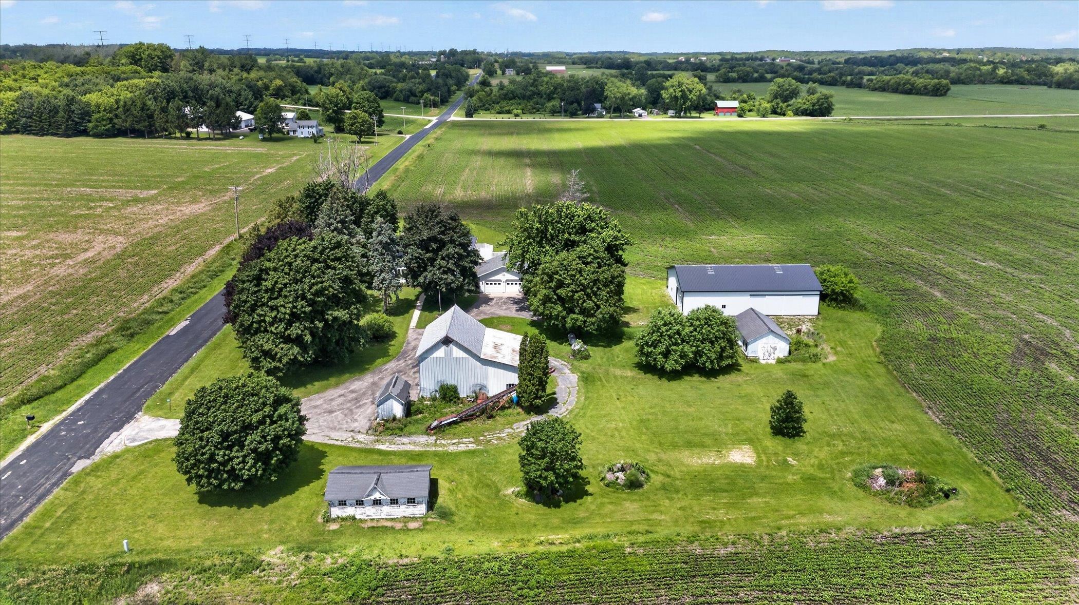1270 Hillside Road Edgerton, WI 53534 - Photo 61 of 74