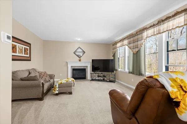 $980,000 | 16 Blackstone Lane, Grafton, MA 01560