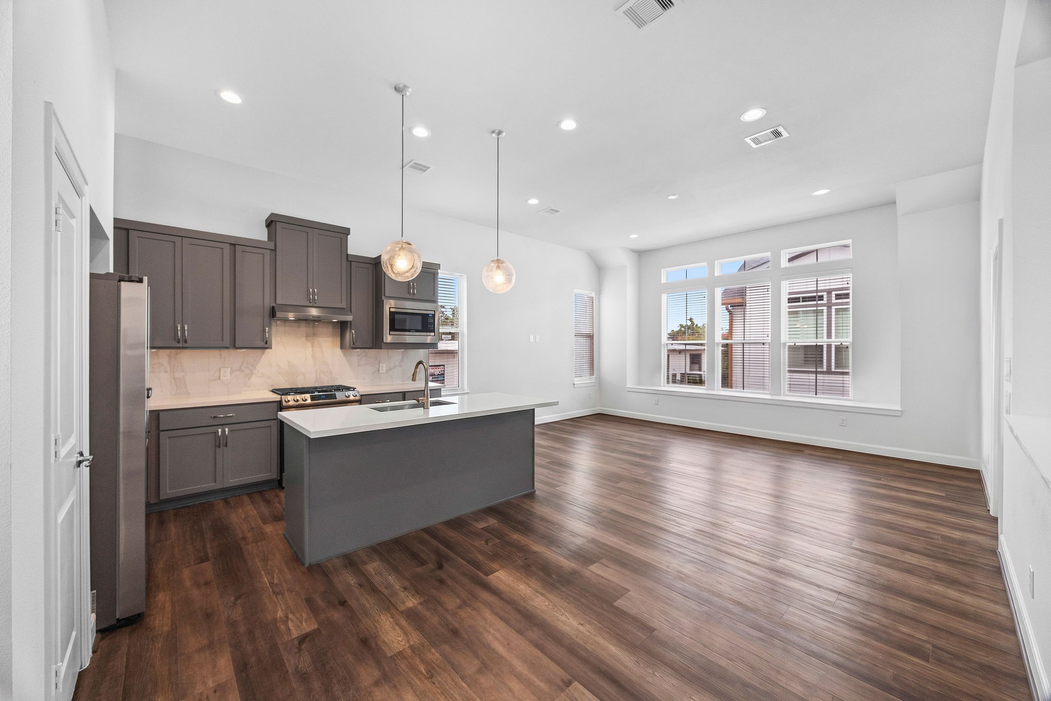 9561 Neuens Road, Unit D Houston, TX 77080 - Photo 8 of 23