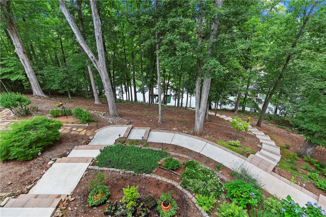 310 Huntington Road Anderson, SC 29626 - Photo 5 of 50 Gallery Image 5