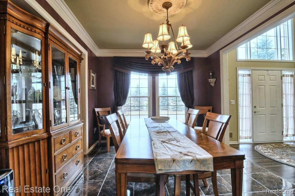 3741 Inverness Drive Rochester, MI 48306 - Photo 9 of 40 Dining_Room_2nd__View.jpg