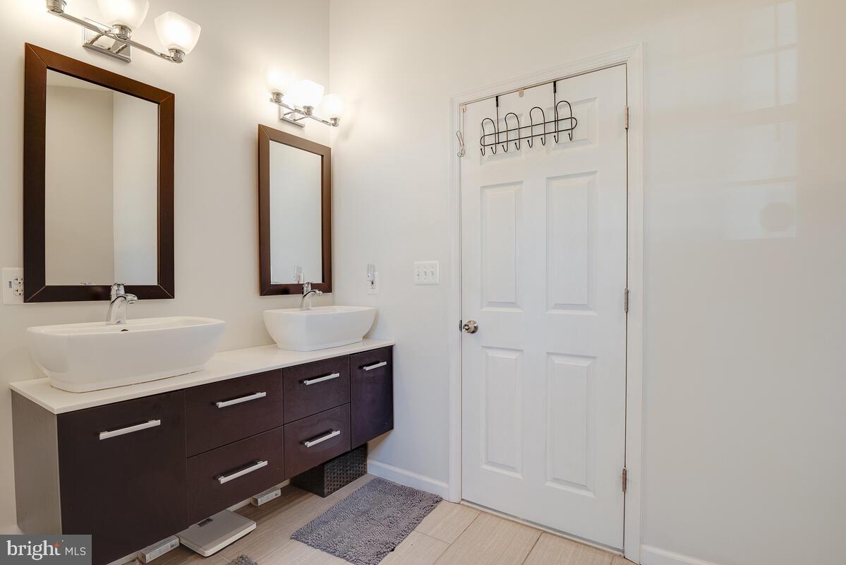 8007 Fordson Road Alexandria, VA 22306 - Photo 14 of 35 Gallery Image 14