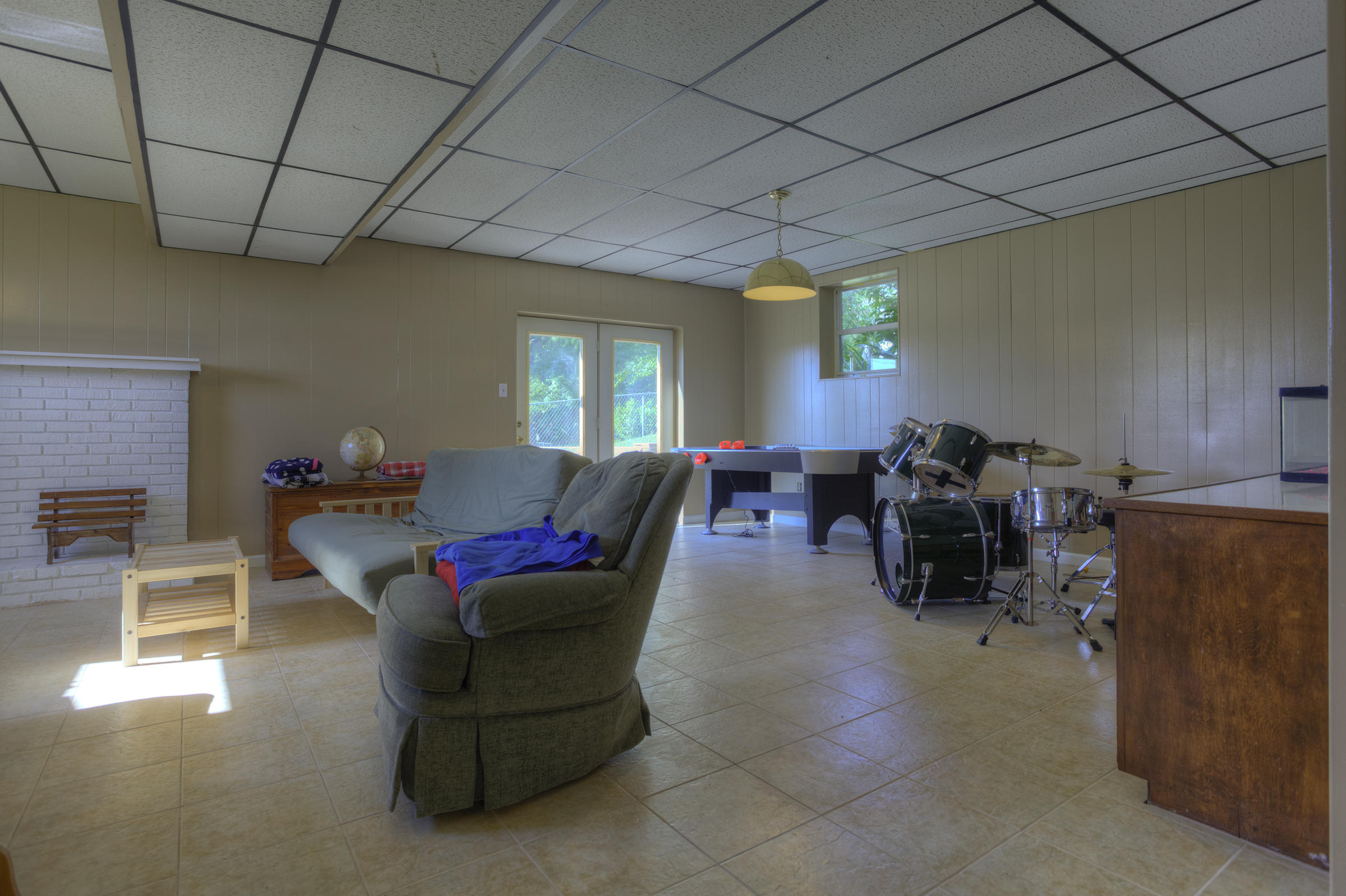 8225 Spruceland Road Powell, TN 37849 - Photo 23 of 40 021_Basement Family Room