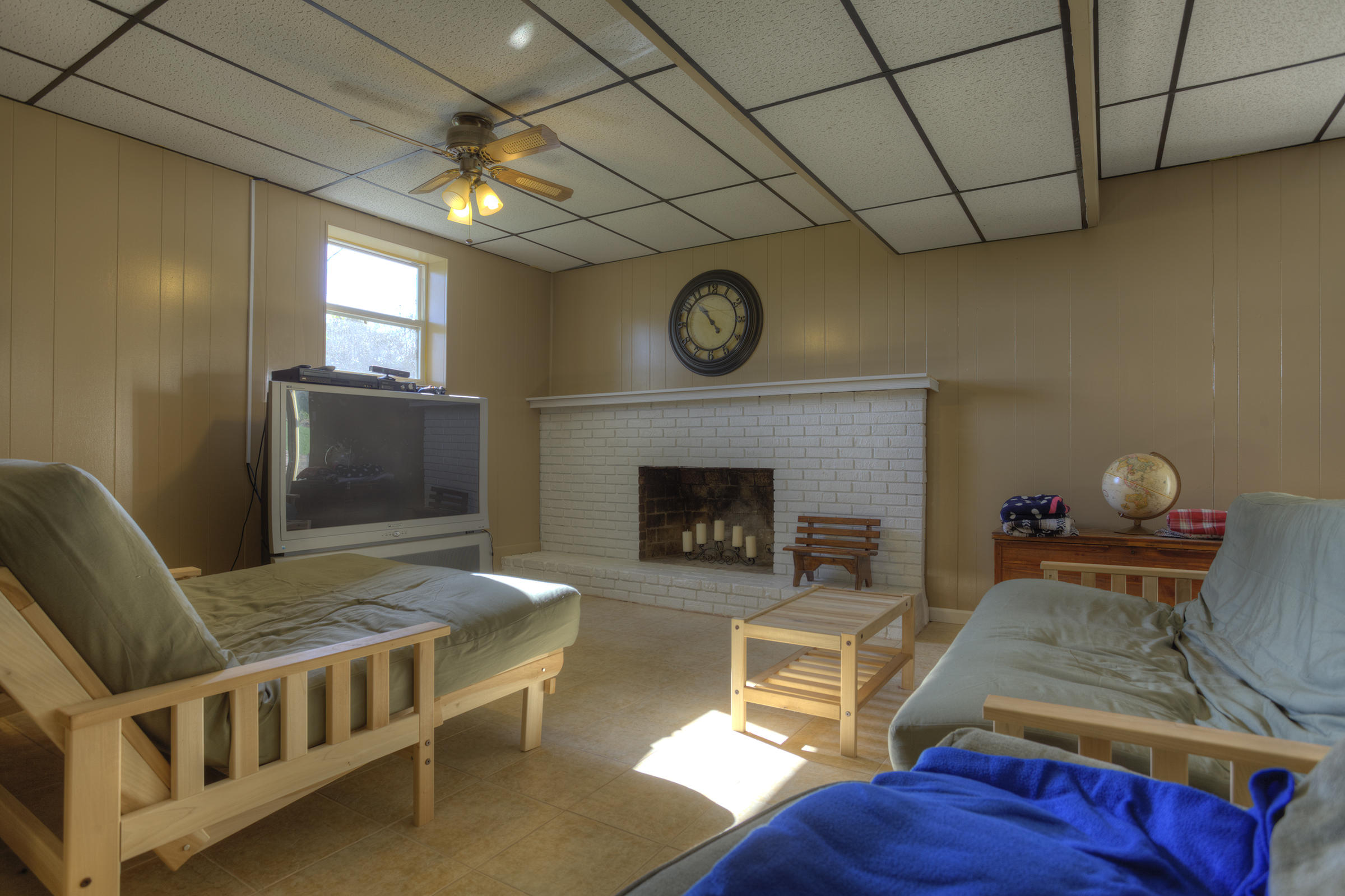 8225 Spruceland Road Powell, TN 37849 - Photo 24 of 40 022_Basement Family Room