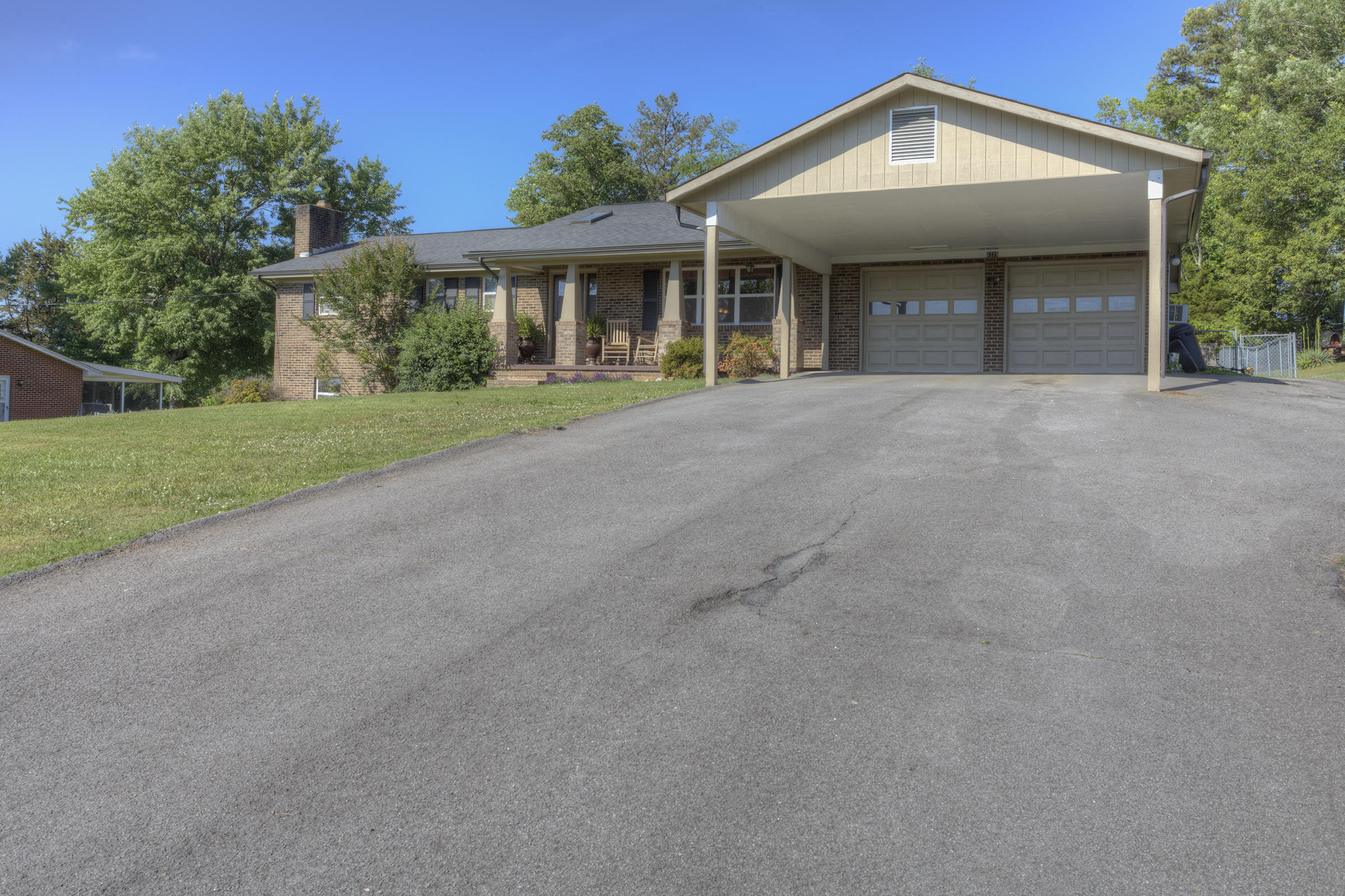 8225 Spruceland Road Powell, TN 37849 - Photo 40 of 40 040_Front Exterior