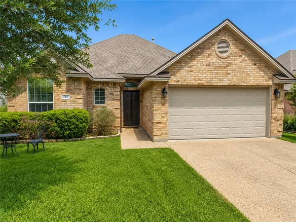$2,250 | 2301 Norham Drive, College Station, TX 77845