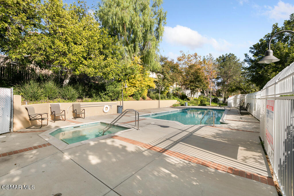 2731 Erringer Road, Unit 54 Simi Valley, CA 93065 - Photo 25 of 34 a view of a chairs and tables in the patio