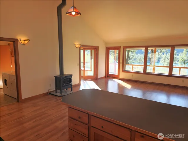 $525,000 | 60 East Wannacut Lane, Oroville, WA 98844