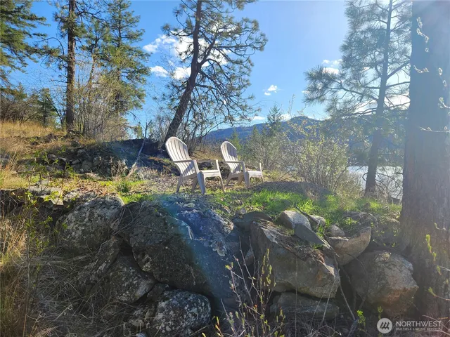 $525,000 | 60 East Wannacut Lane, Oroville, WA 98844