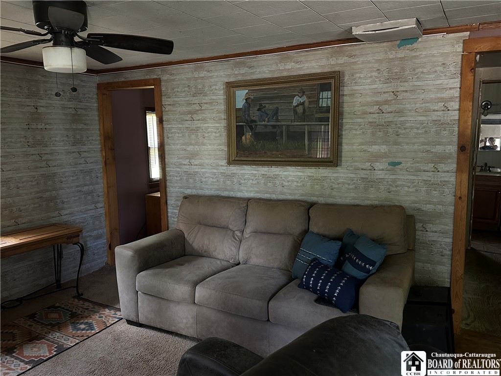 86 Wildemere Drive Java, NY 14009 - Photo 9 of 19 living room