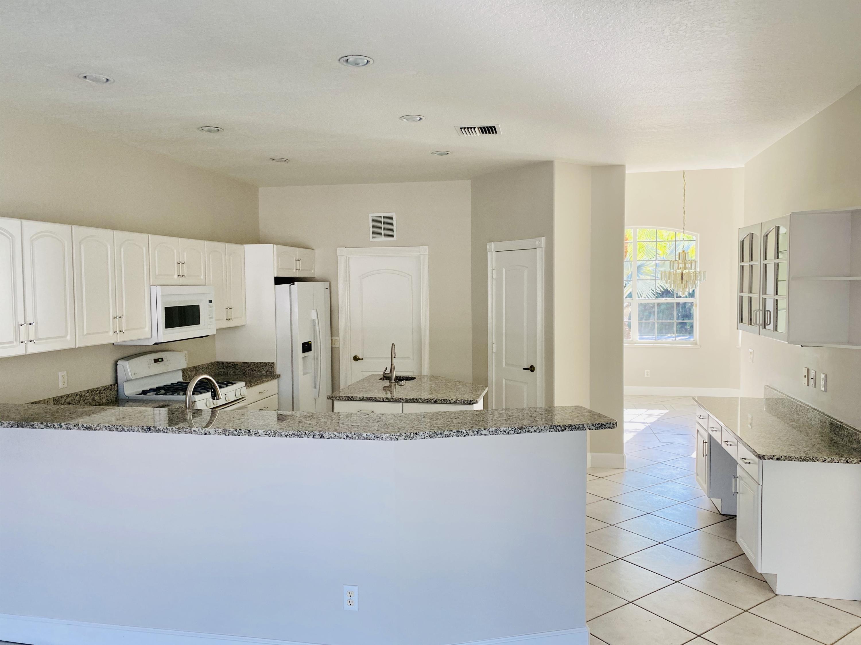 2720 Southeast Kern Road Port St. Lucie, FL 34984 - Photo 14 of 54 IMG_0788