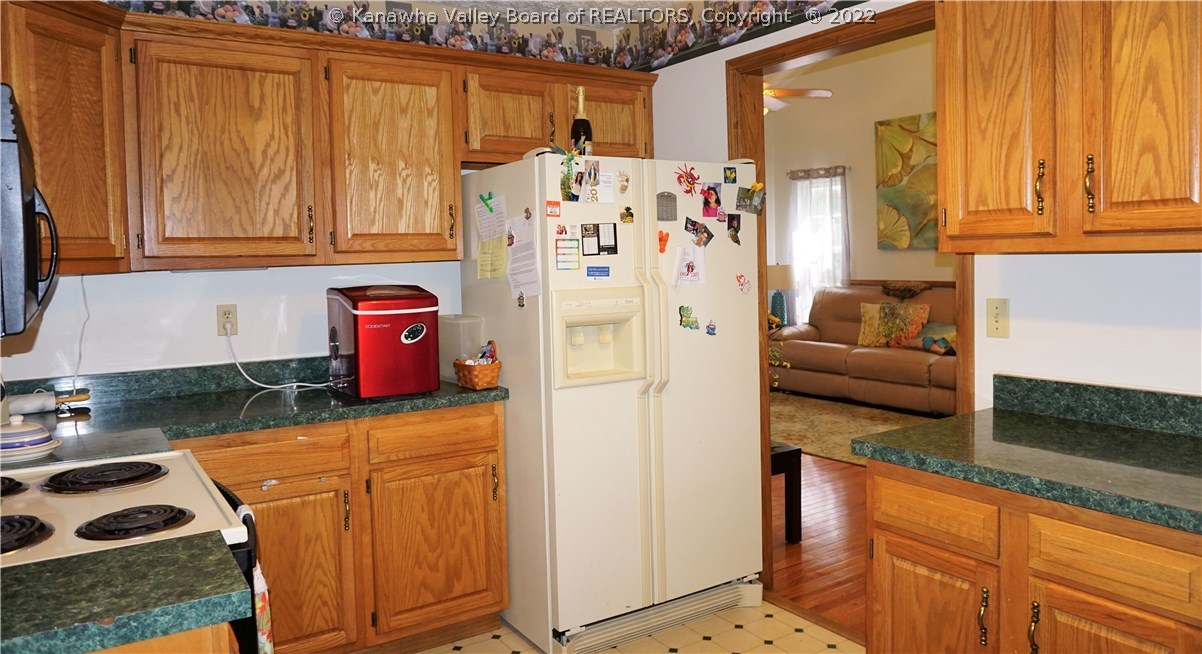 22 Long Street Winfield, WV 25213 - Photo 8 of 22 Gallery Image 8