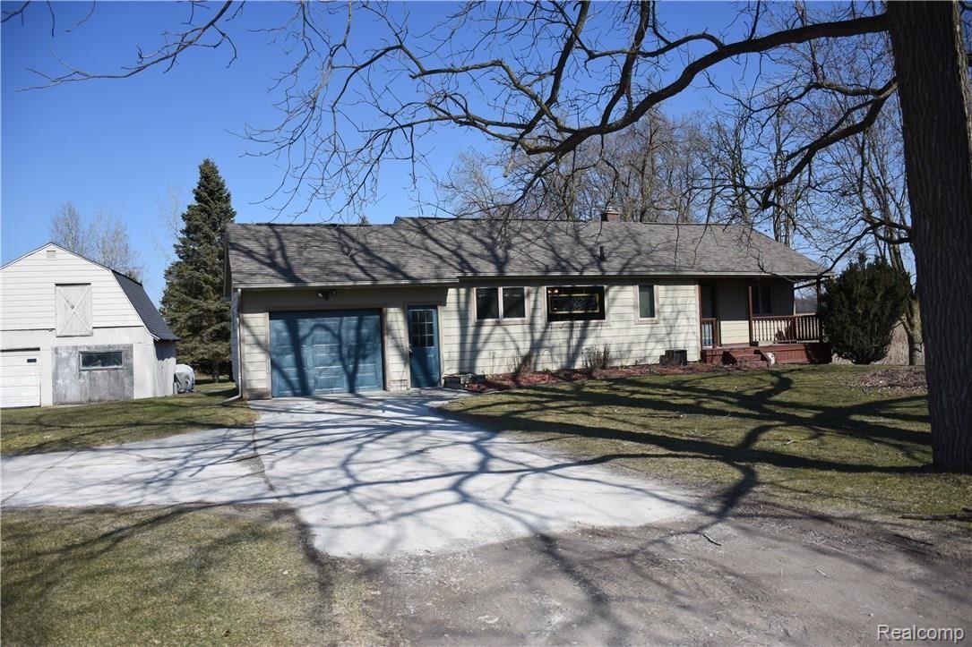 12155 Green Road Goodrich, MI 48438 - Photo 1 of 50 DSC_2129.JPG