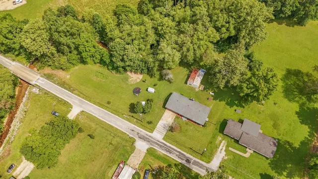 $169,000 | 5011 Sunny Acres Drive, Waynesboro, TN 38485