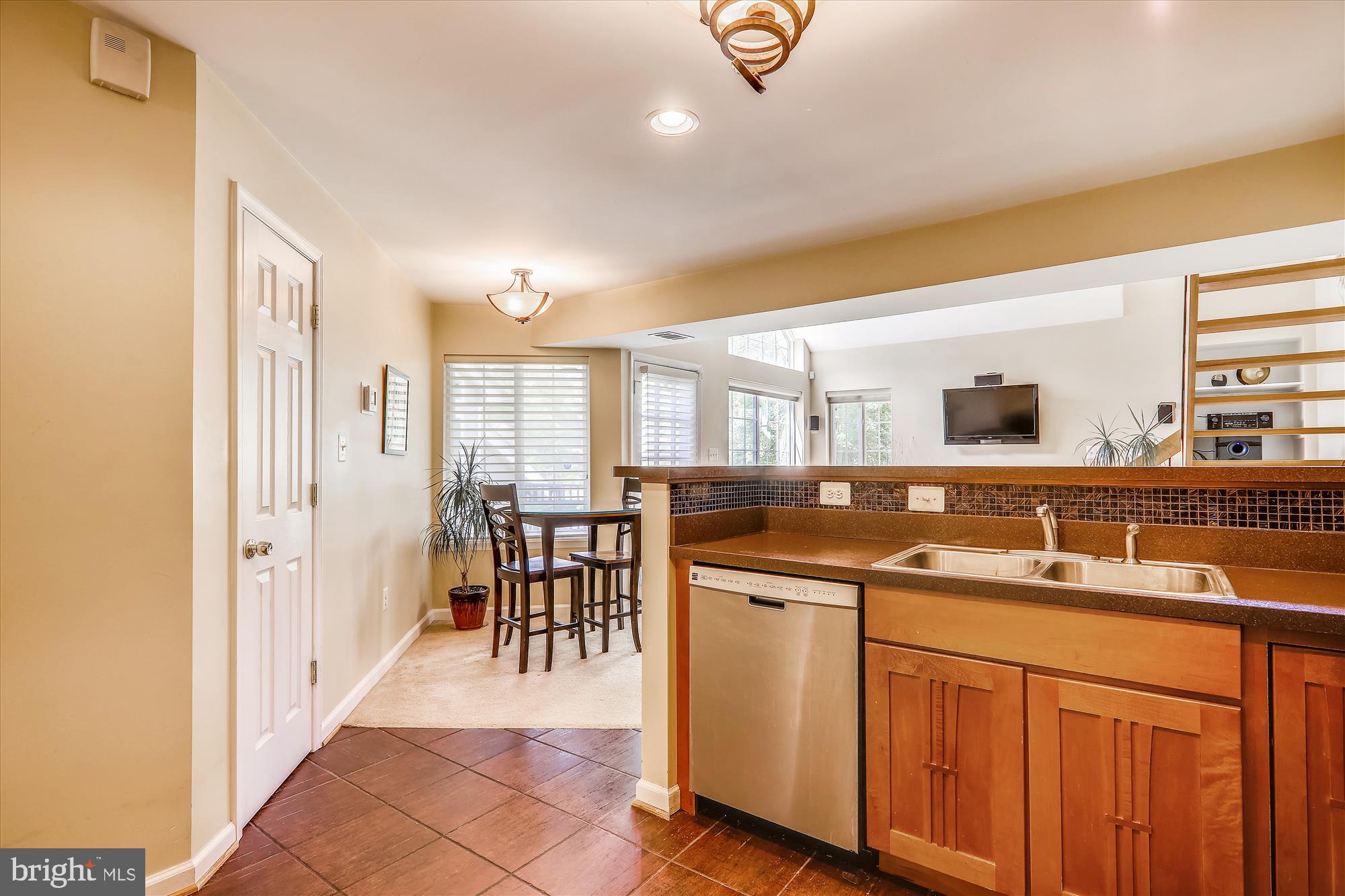 10809 Amherst Avenue, Unit B Silver Spring, MD 20902 - Photo 14 of 27