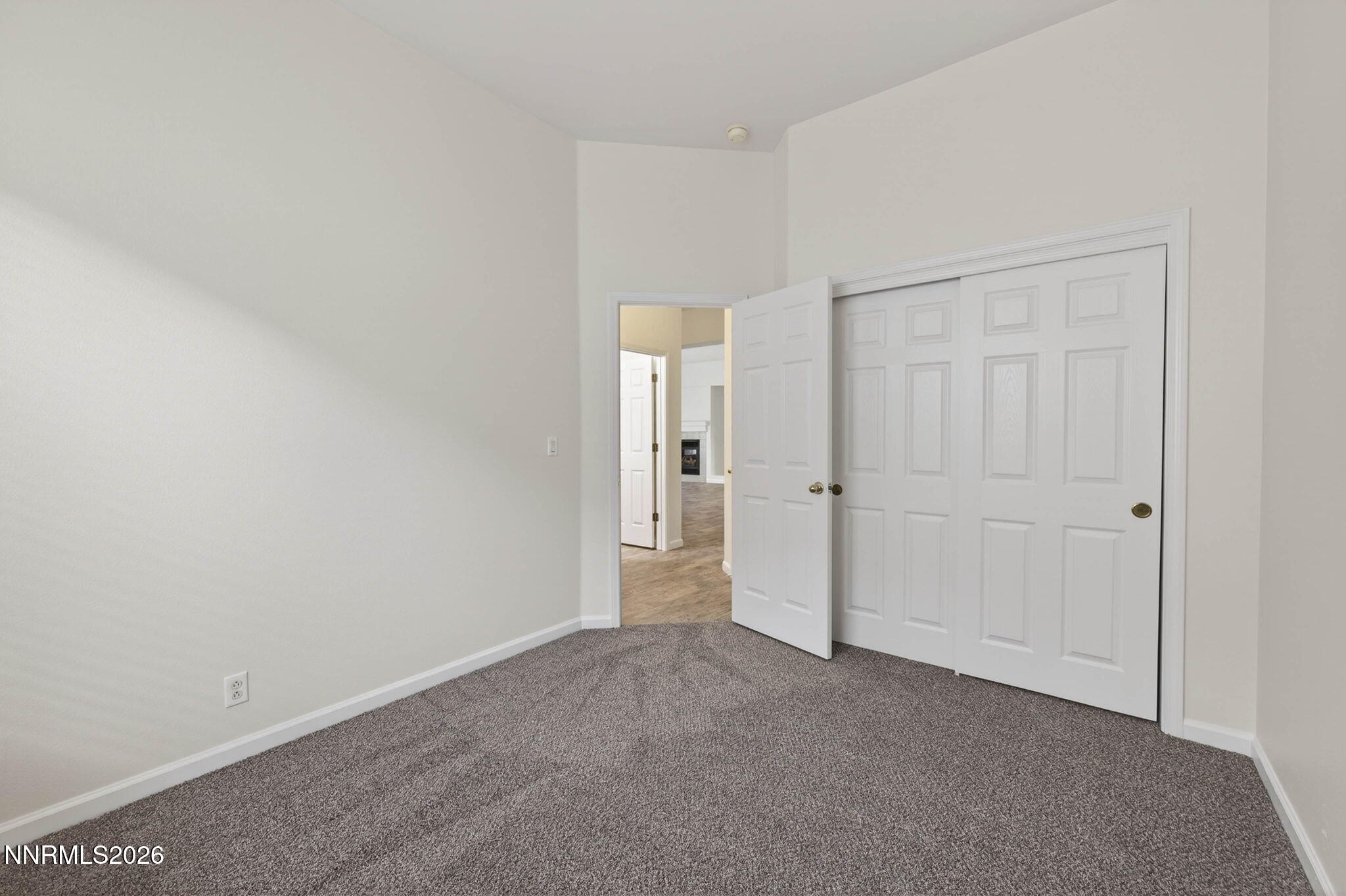 10235 Grizzly Hill Court Reno, NV 89521 - Photo 16 of 26 25-web-or-mls-10235 Grizzly Hill-25