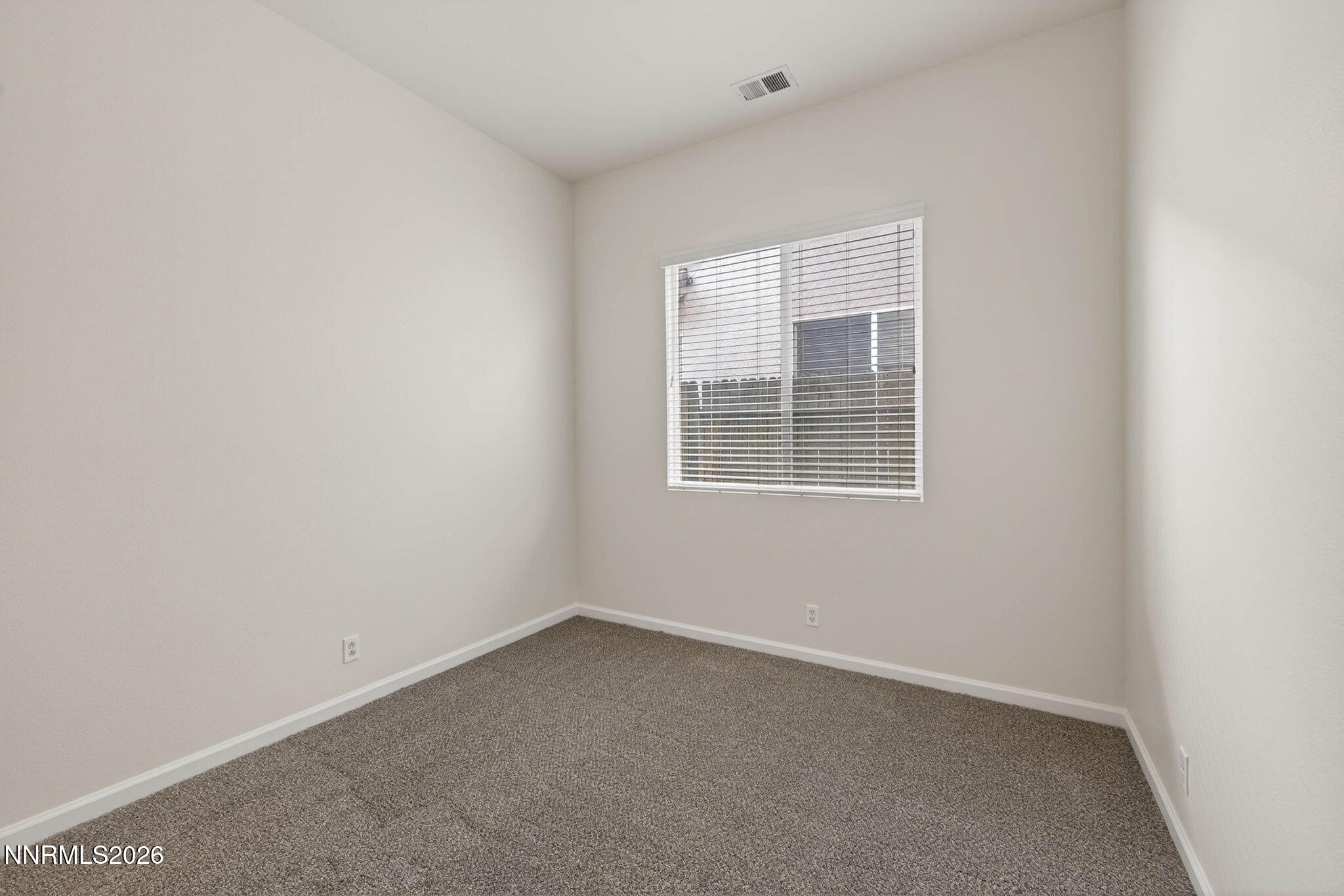 10235 Grizzly Hill Court Reno, NV 89521 - Photo 19 of 26 28-web-or-mls-10235 Grizzly Hill-28