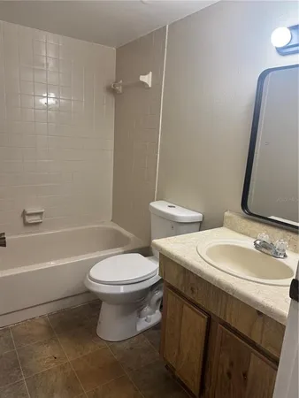 $1,500 | 3028 Bonaventure Circle, Unit 103, Palm Harbor, FL 34684