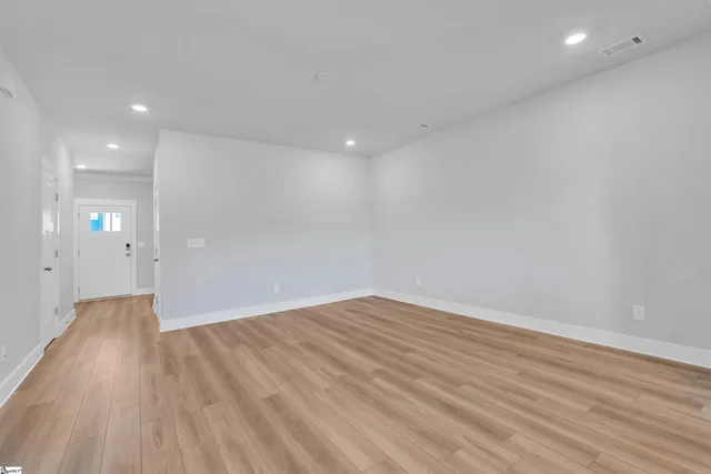 $1,775 | 46 Mardale Lane, Greenville, SC 29609