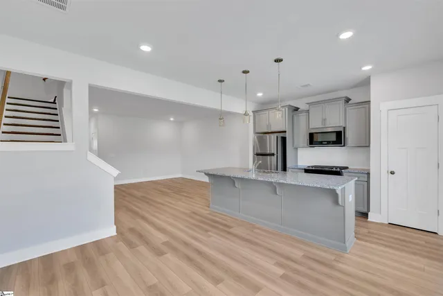 $1,775 | 46 Mardale Lane, Greenville, SC 29609