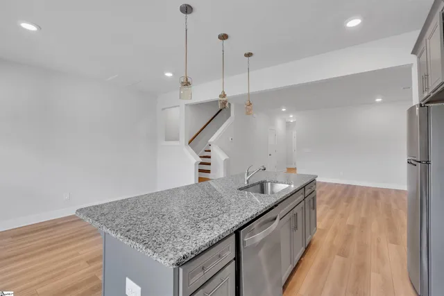 $1,775 | 46 Mardale Lane, Greenville, SC 29609