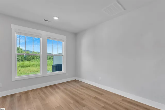 $1,775 | 46 Mardale Lane, Greenville, SC 29609