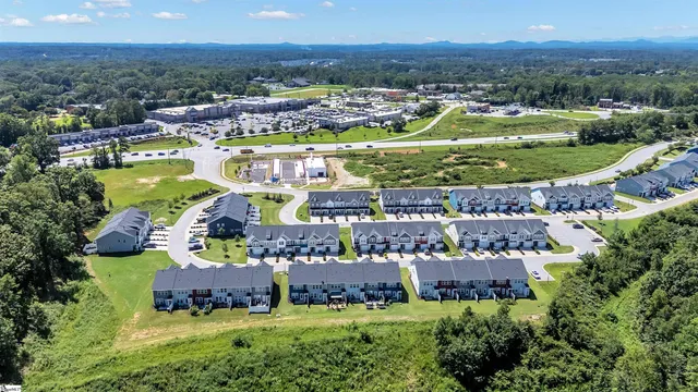 $1,775 | 46 Mardale Lane, Greenville, SC 29609