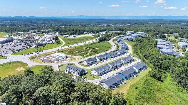 $1,775 | 46 Mardale Lane, Greenville, SC 29609