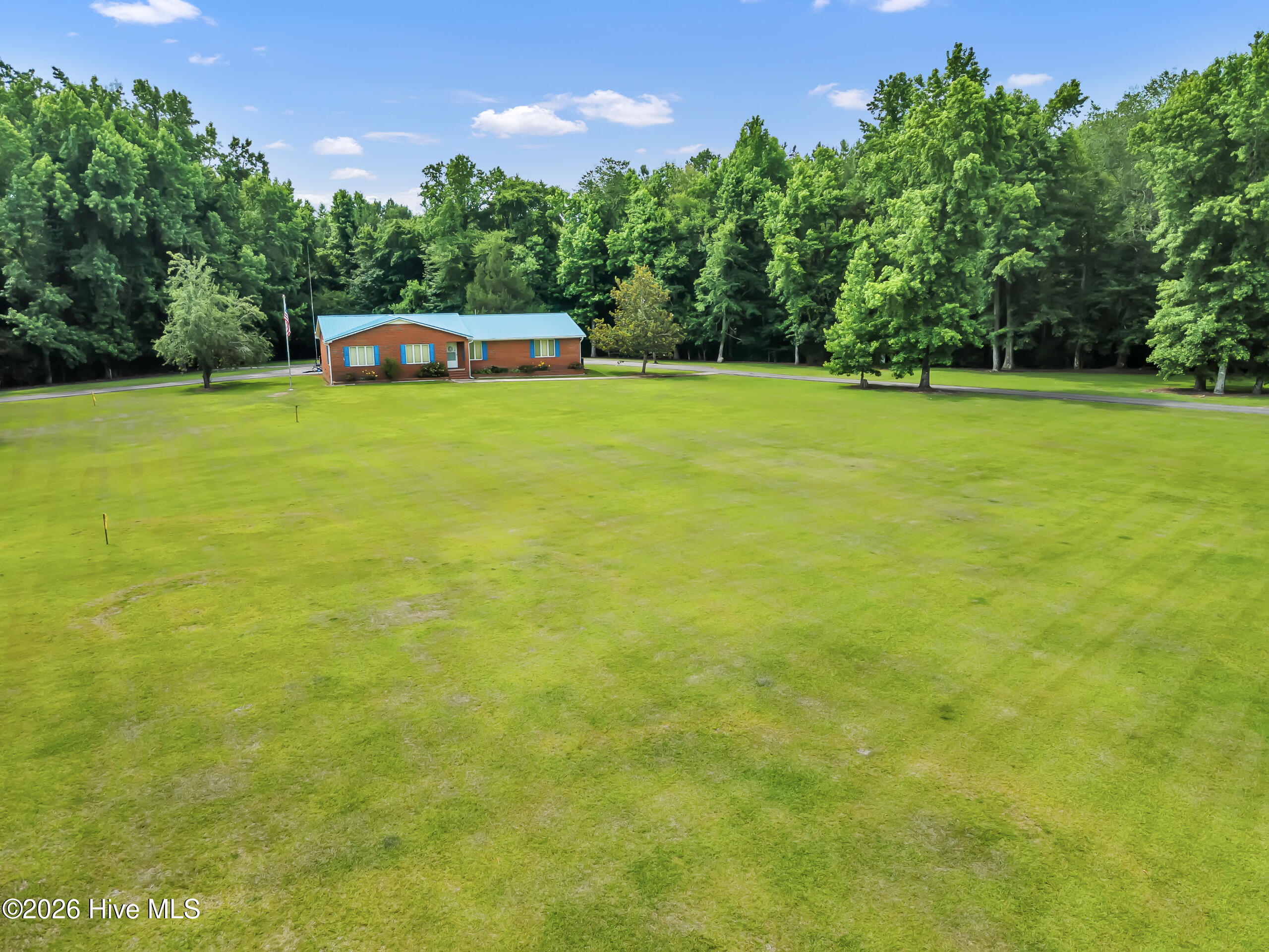 612 Parkertown Road Hubert, NC 28539 - Photo 6 of 57