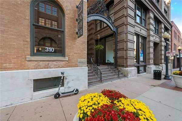 $187,000 | 308 West 8th Street, Unit 401, Kansas City, MO 64105