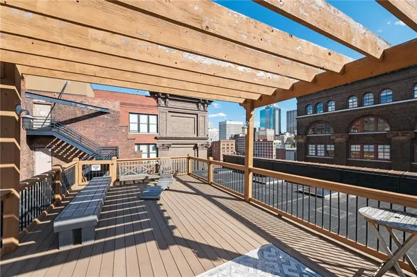 $187,000 | 308 West 8th Street, Unit 401, Kansas City, MO 64105