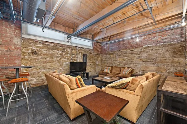 $187,000 | 308 West 8th Street, Unit 401, Kansas City, MO 64105
