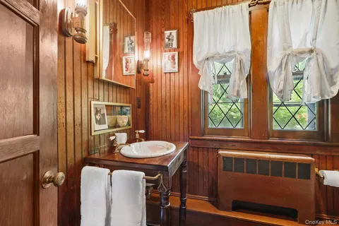 $1,100,000 | 3 Holbrook Road, Briarcliff Manor, NY 10510