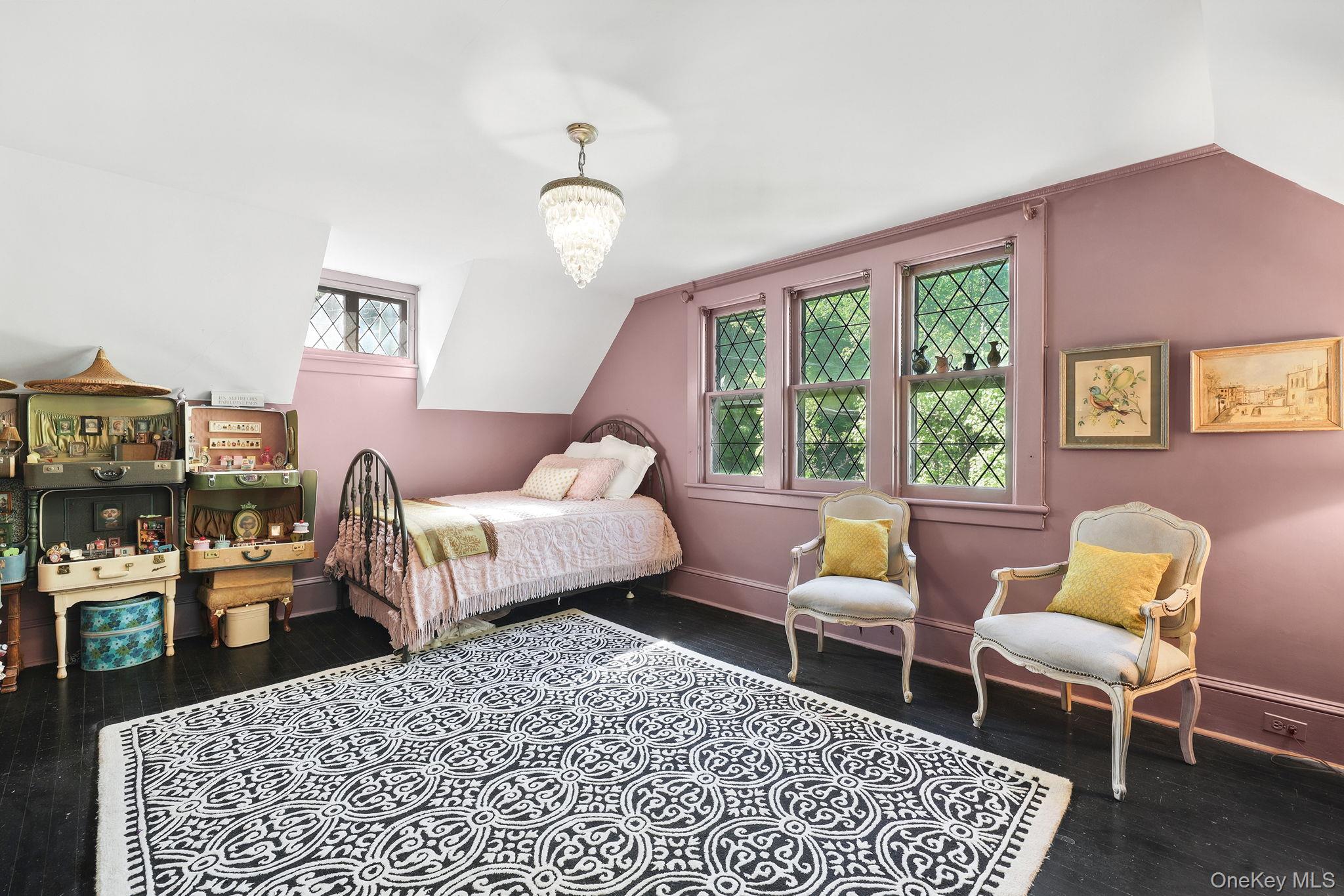 3 Holbrook Road Briarcliff Manor, NY 10510 - Photo 25 of 38 Large bedroom