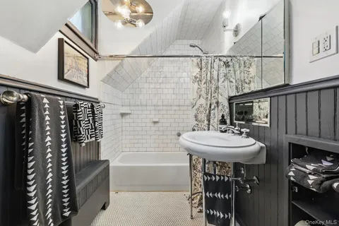 $1,100,000 | 3 Holbrook Road, Briarcliff Manor, NY 10510