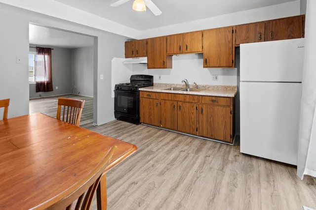 $1,400 | 1017 9th Street, Unit 7, Harvard, IL 60033